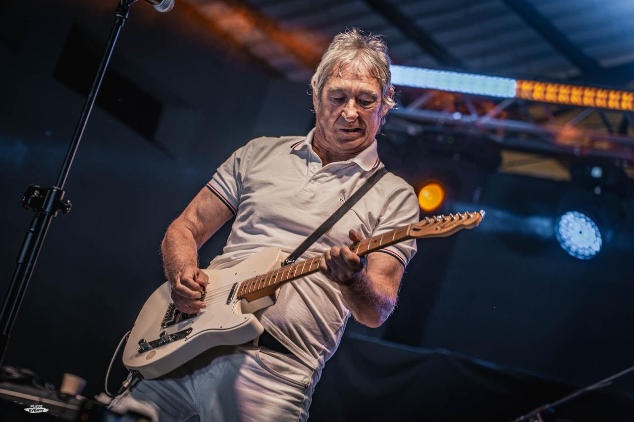 Buzzcocks