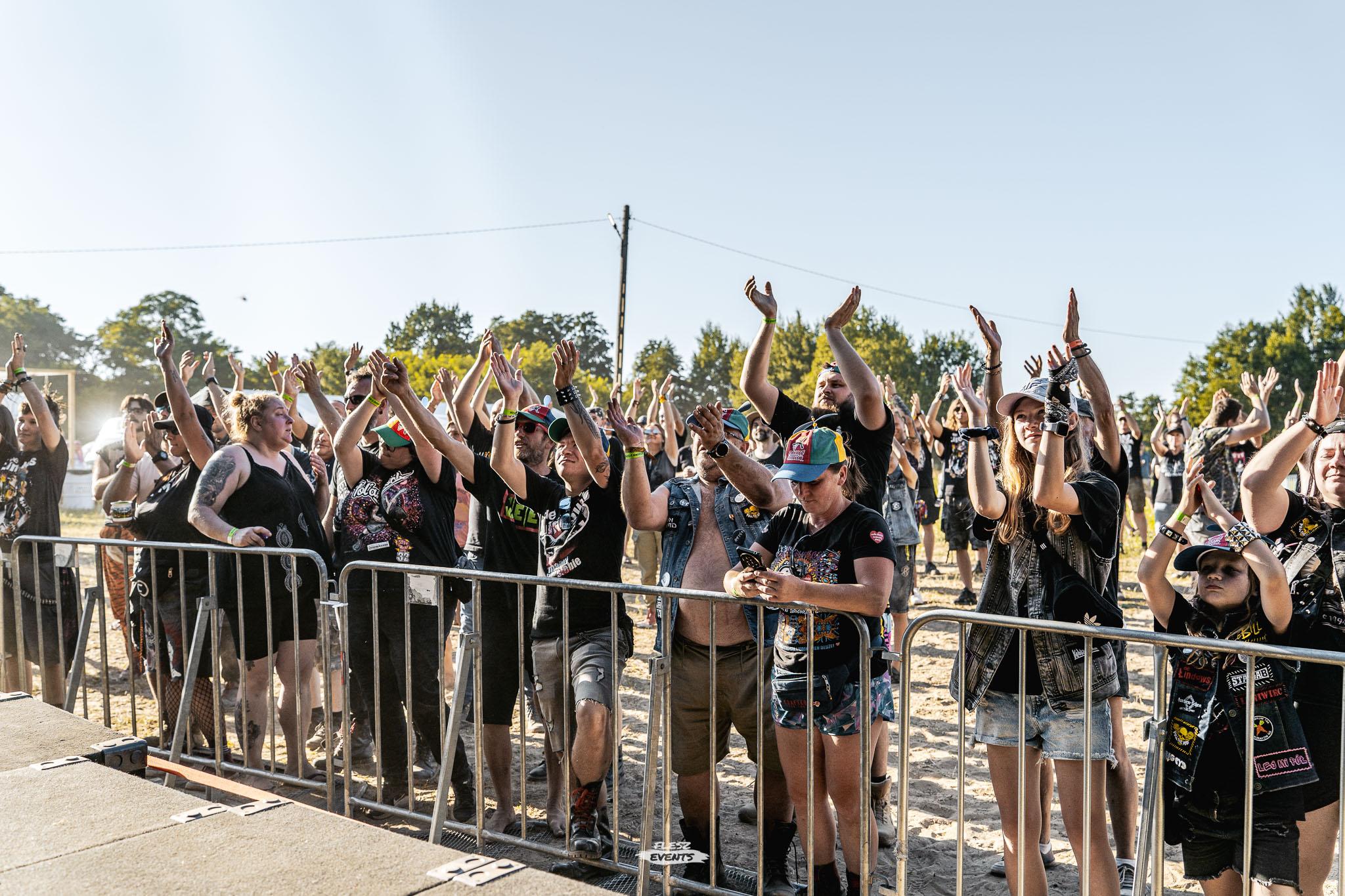 Publika na Zakręć Śmigłem Fest
