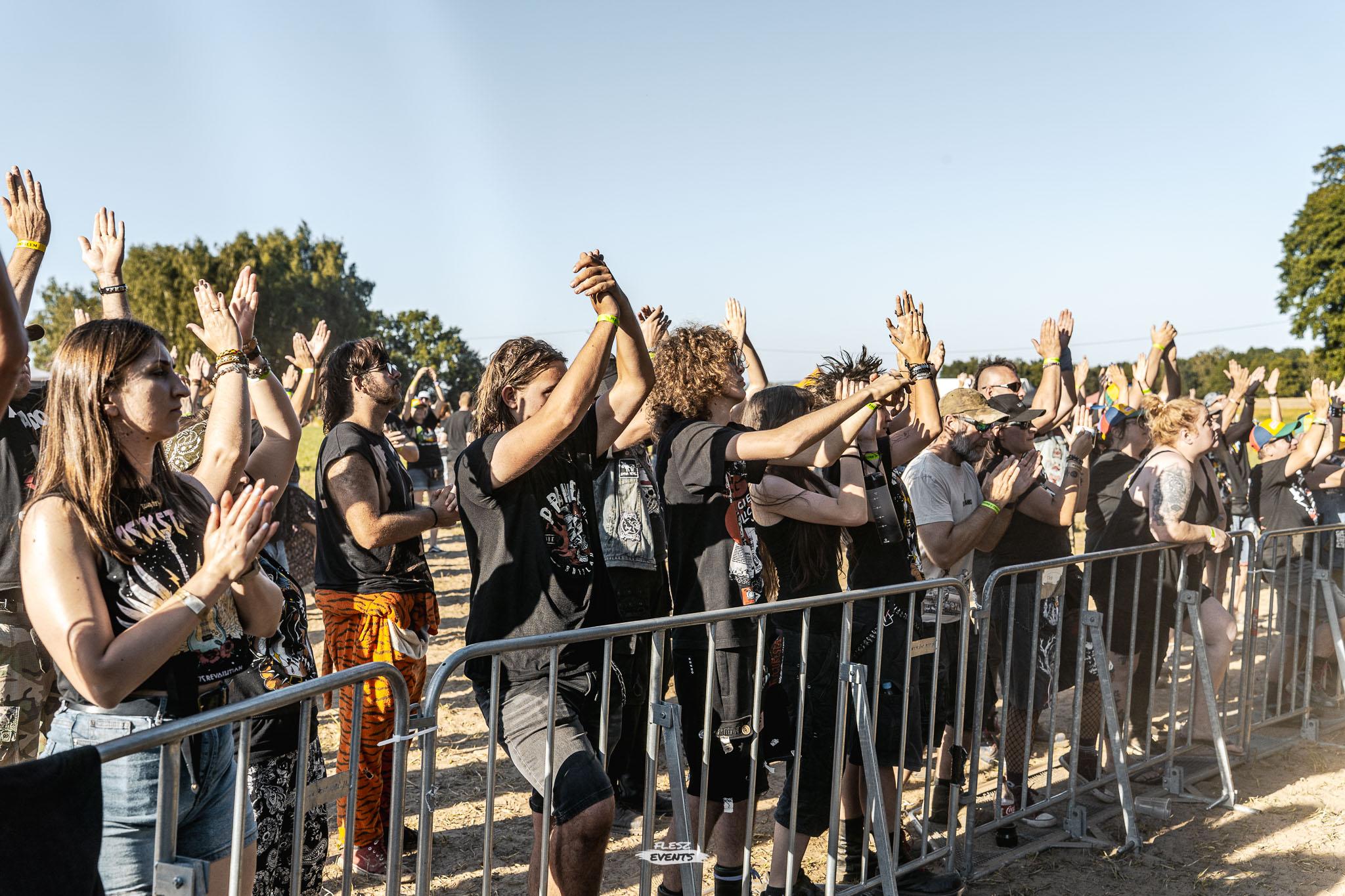 Publika na Zakręć Śmigłem Fest