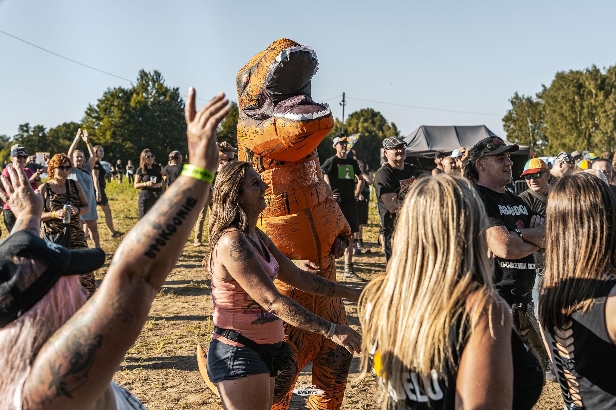 Publika na Zakręć Śmigłem Fest