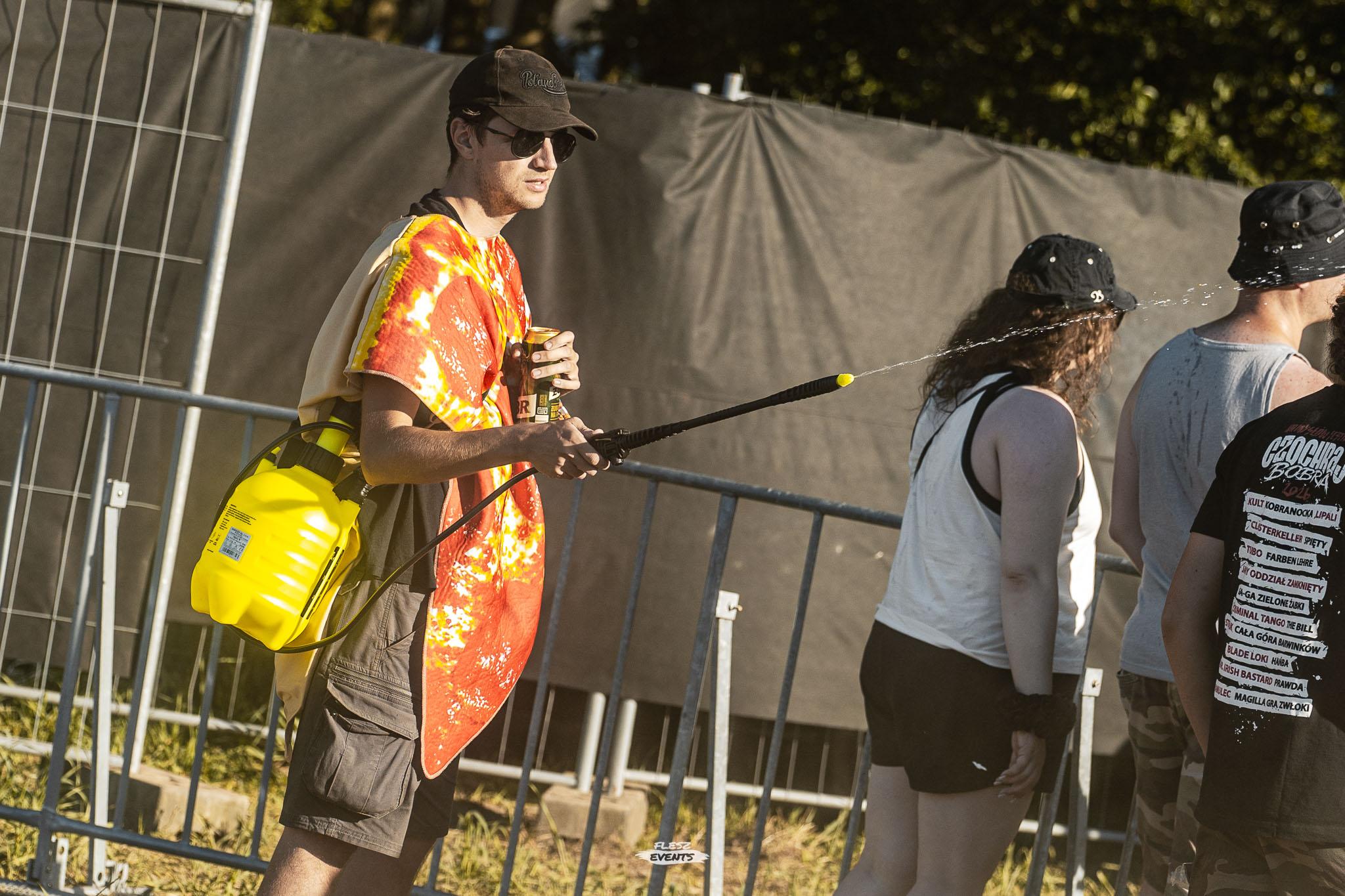 Publika na Zakręć Śmigłem Fest