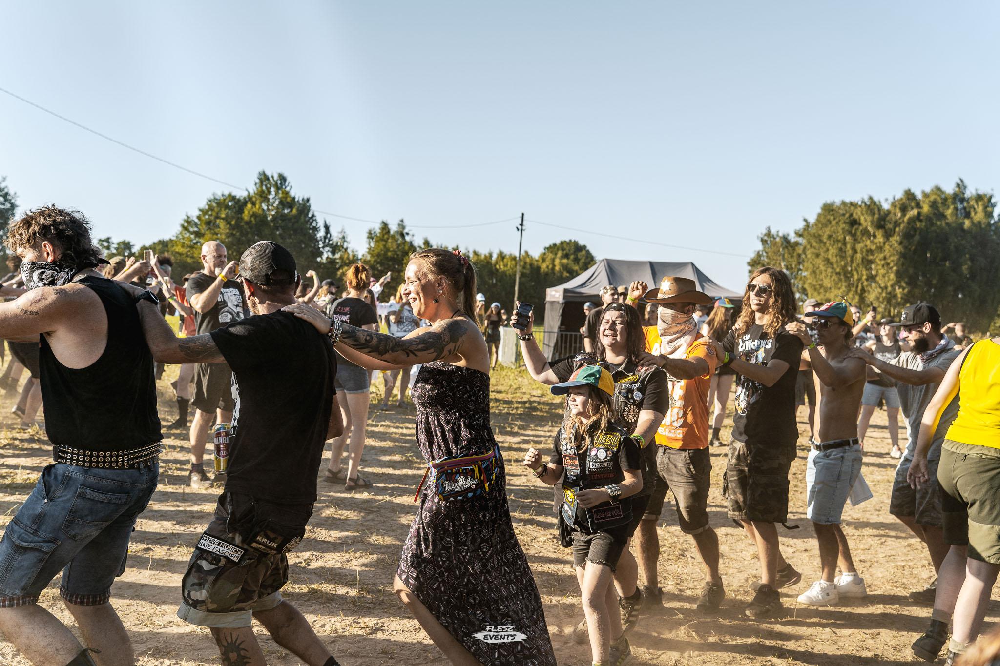Publika na Zakręć Śmigłem Fest
