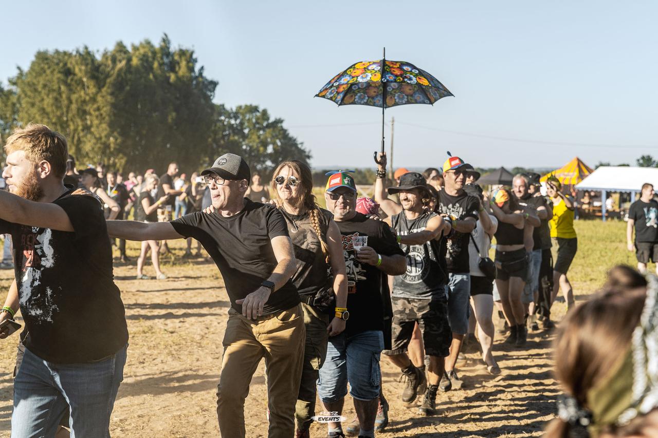 Publika na Zakręć Śmigłem Fest