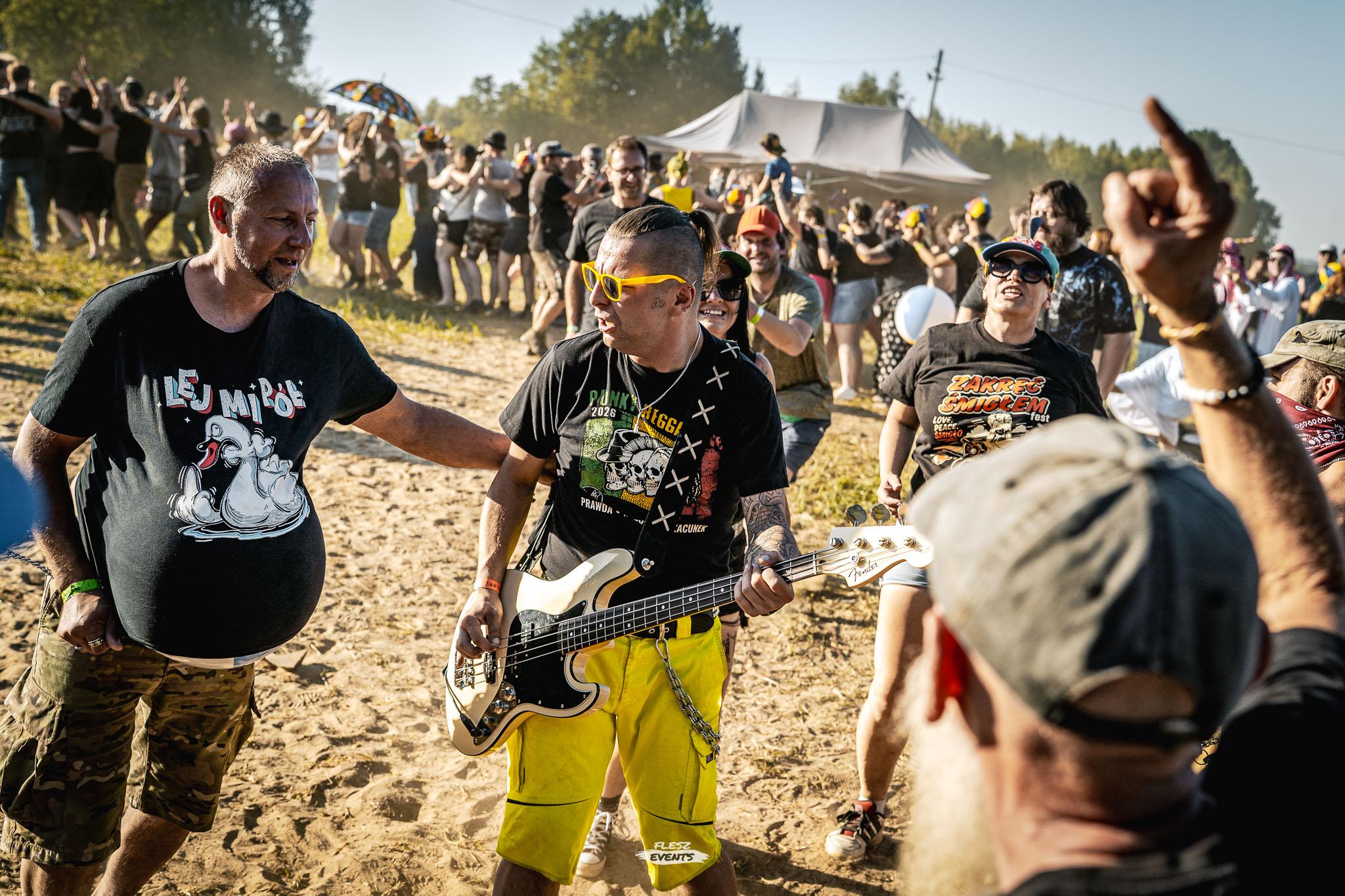 Publika na Zakręć Śmigłem Fest
