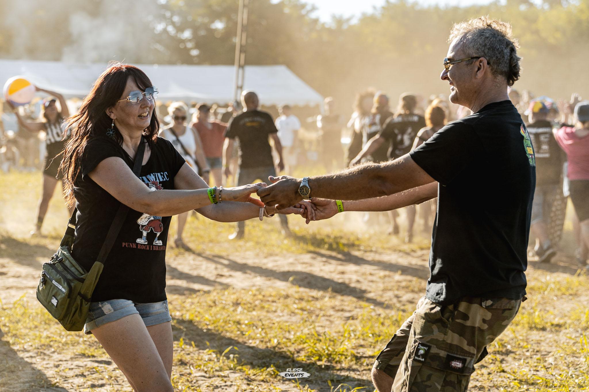 Publika na Zakręć Śmigłem Fest