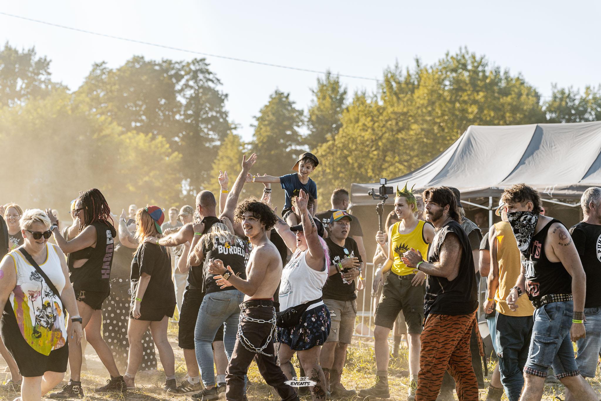 Publika na Zakręć Śmigłem Fest