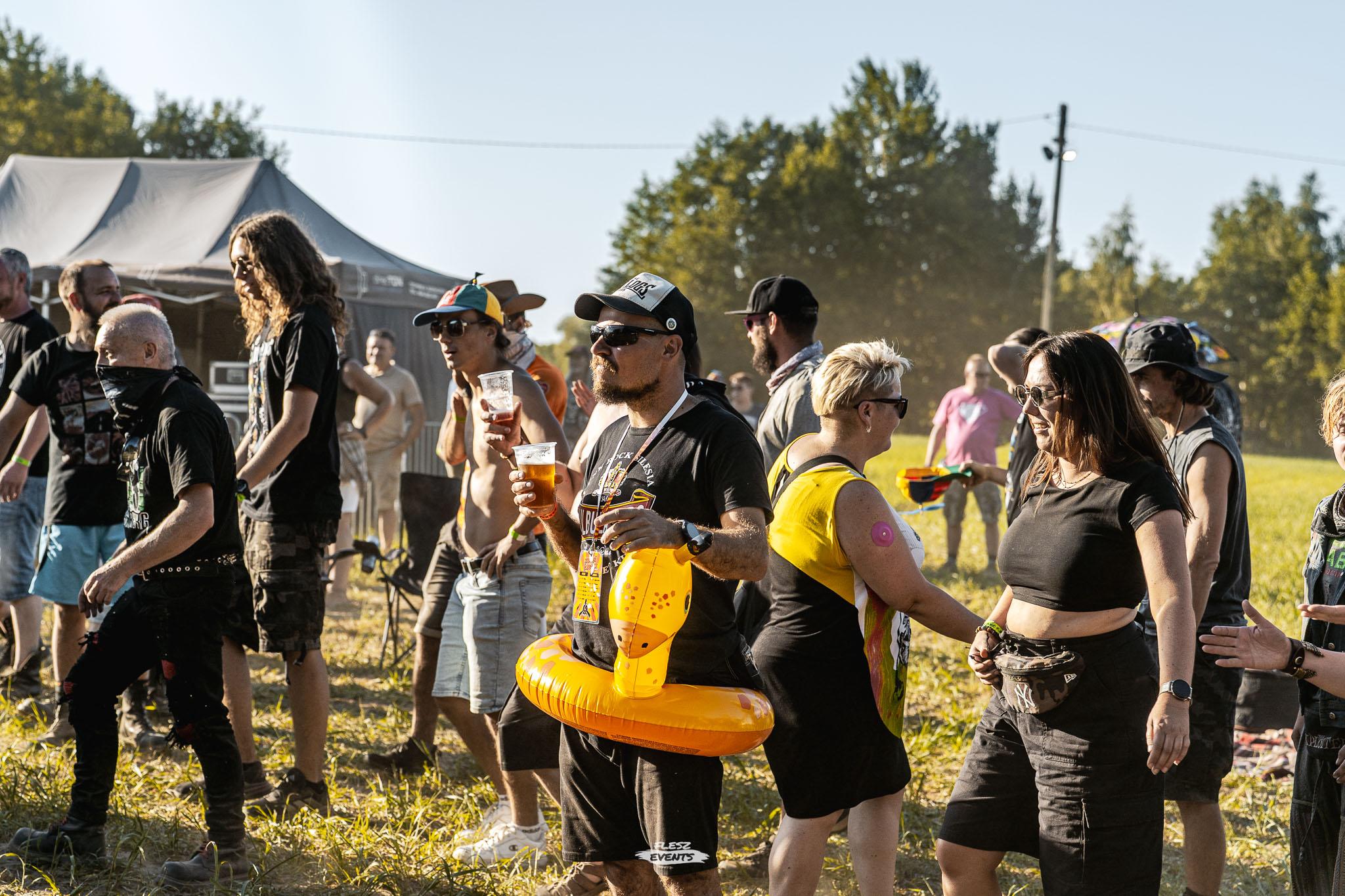 Publika na Zakręć Śmigłem Fest