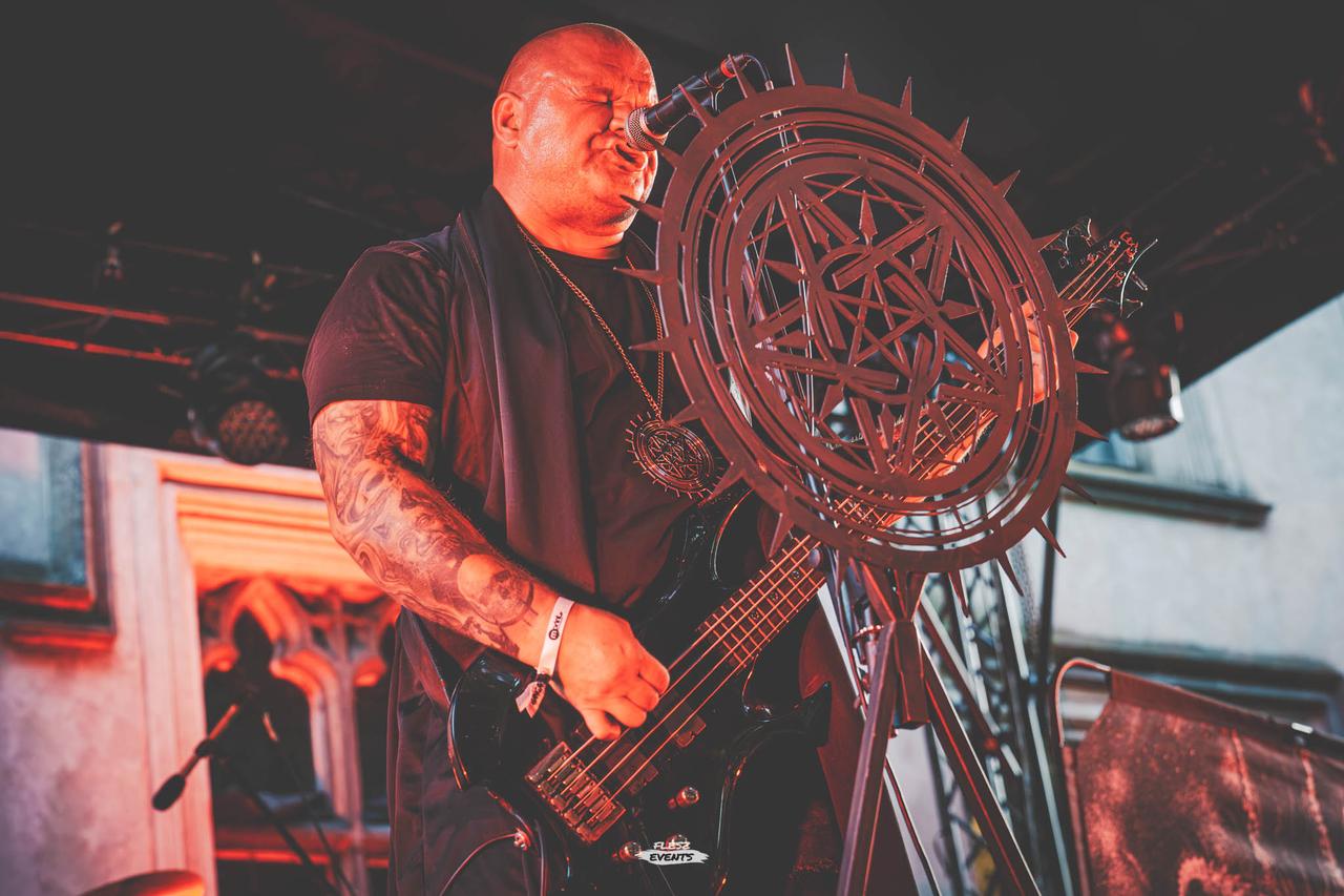 Doomas