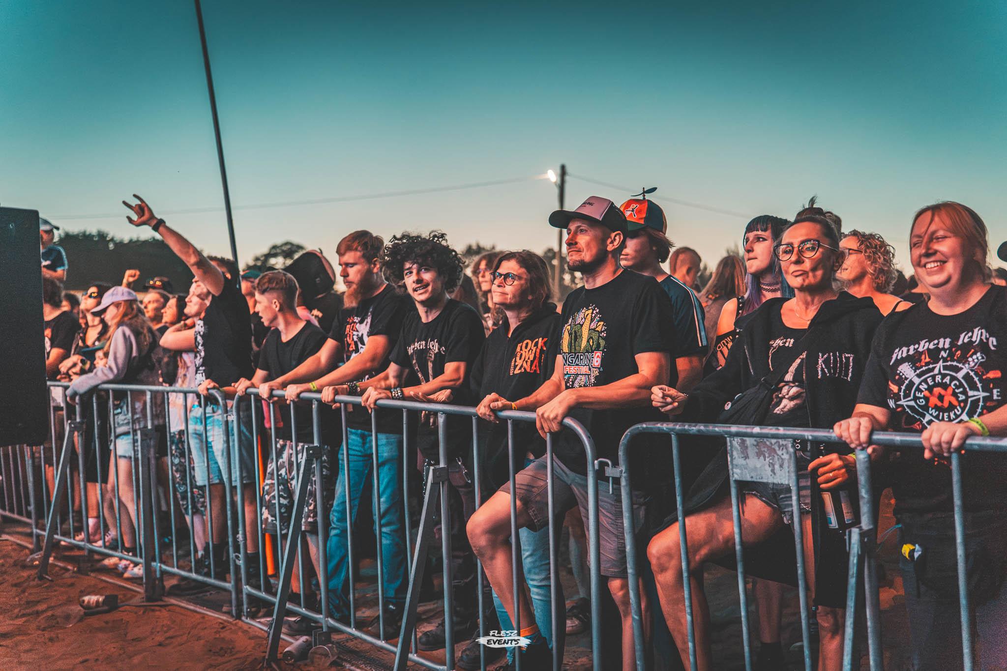 Publika na Zakręć Śmigłem Fest