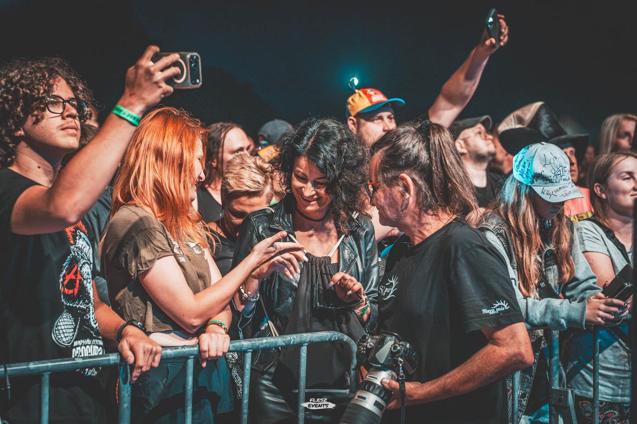 Publika na Zakręć Śmigłem Fest