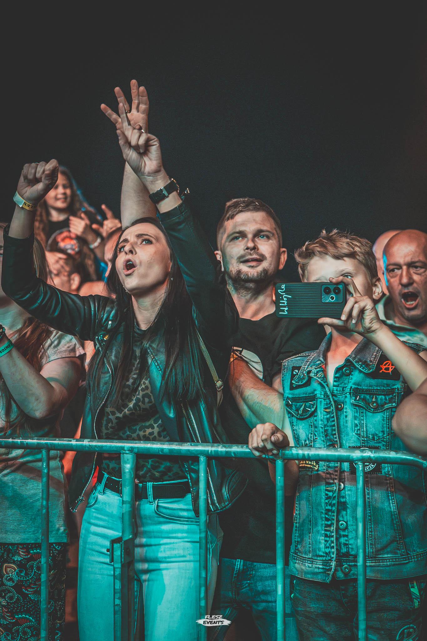 Publika na Zakręć Śmigłem Fest