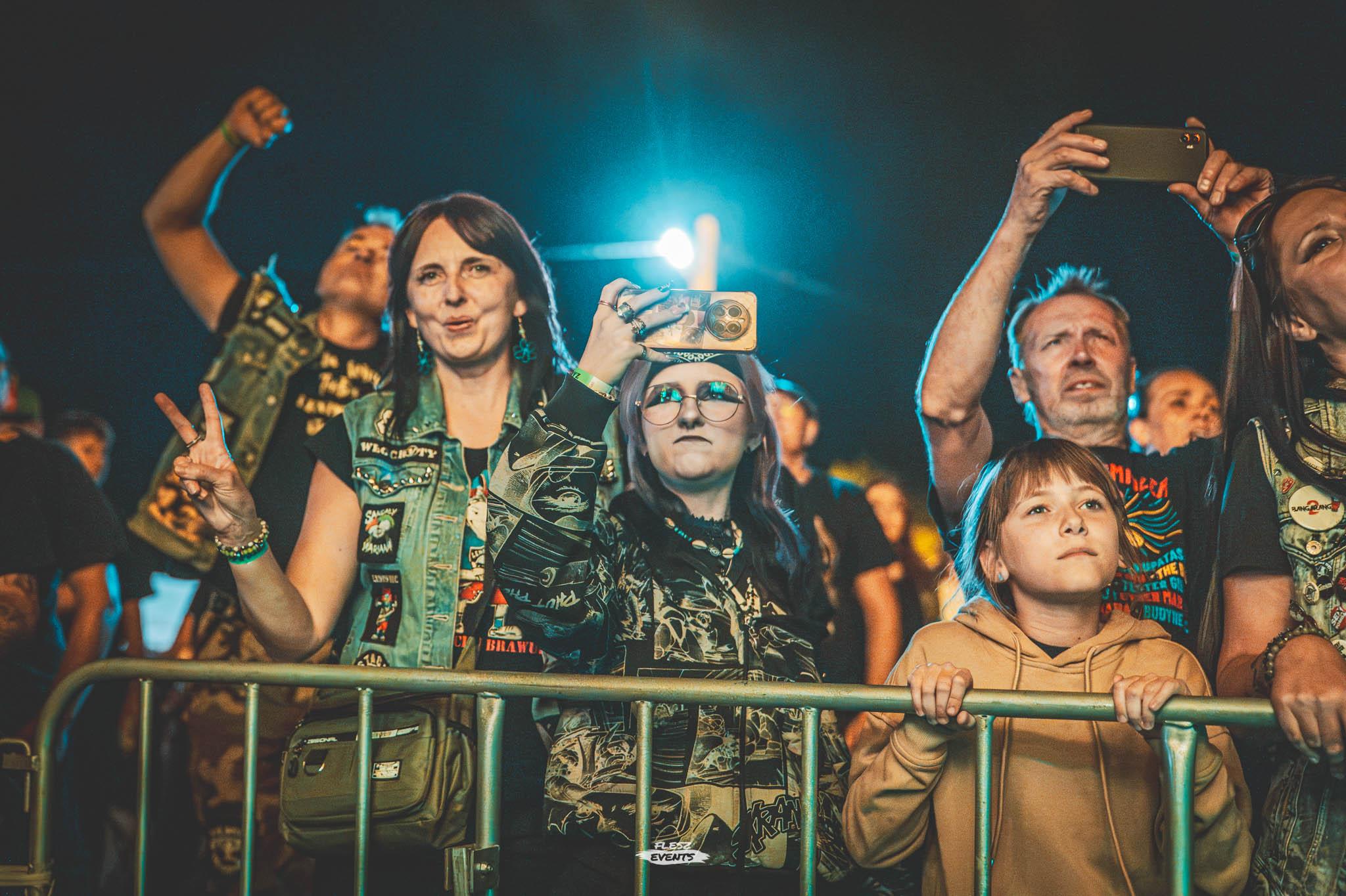 Publika na Zakręć Śmigłem Fest