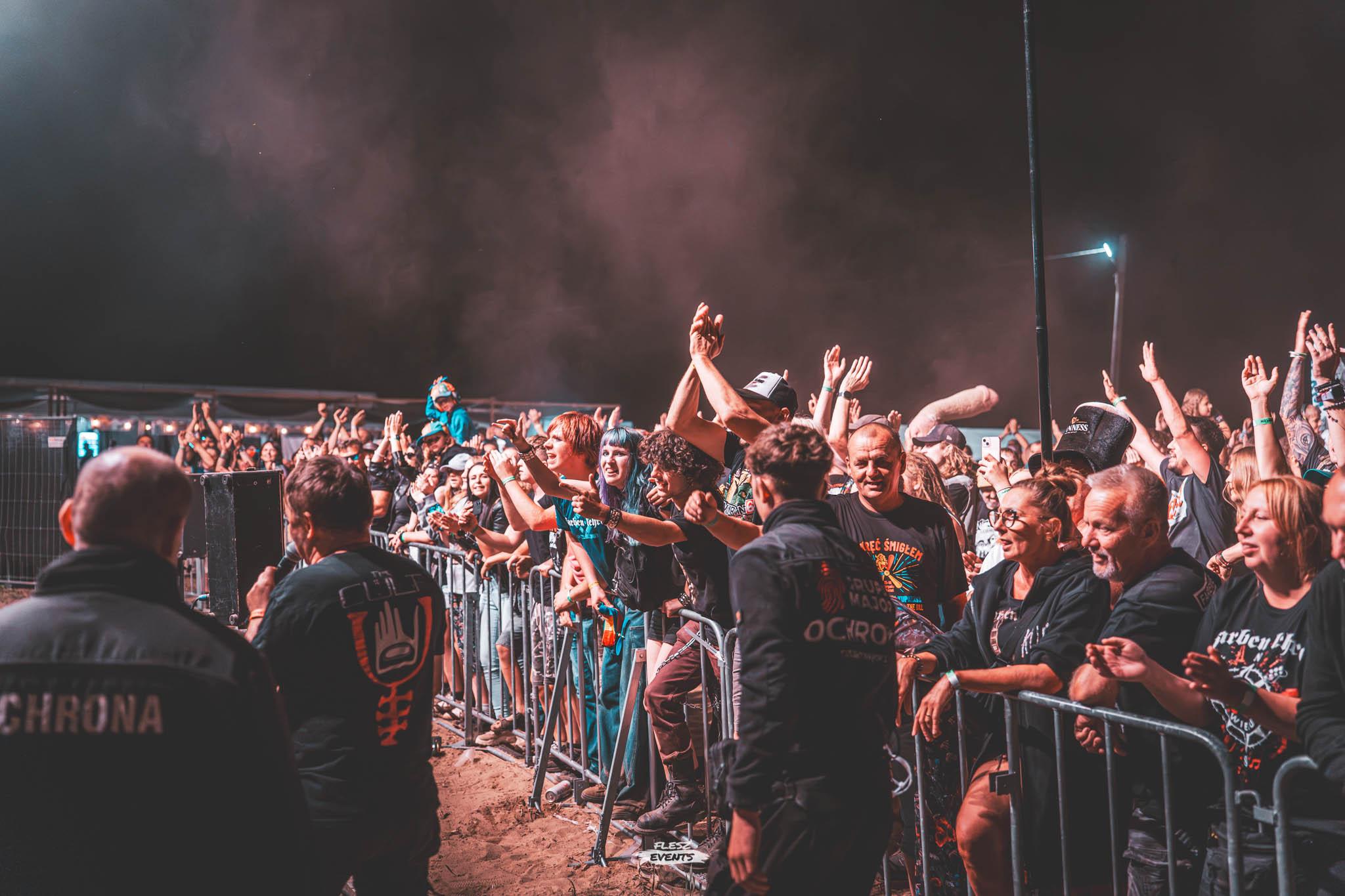 Publika na Zakręć Śmigłem Fest