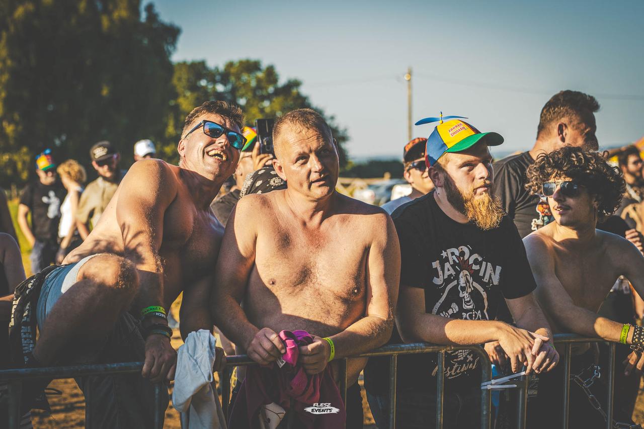 Publika na Zakręć Śmigłem Fest