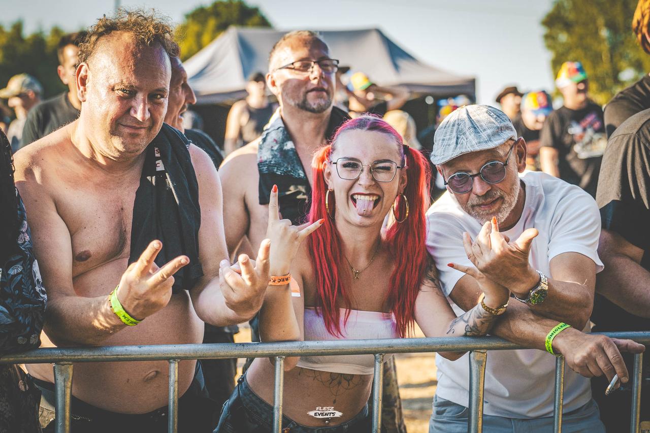 Publika na Zakręć Śmigłem Fest