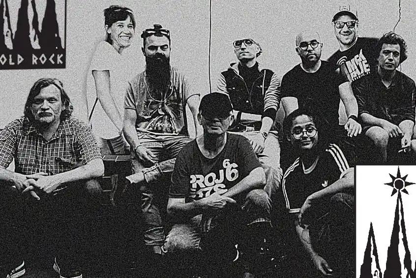 Gold rock Band