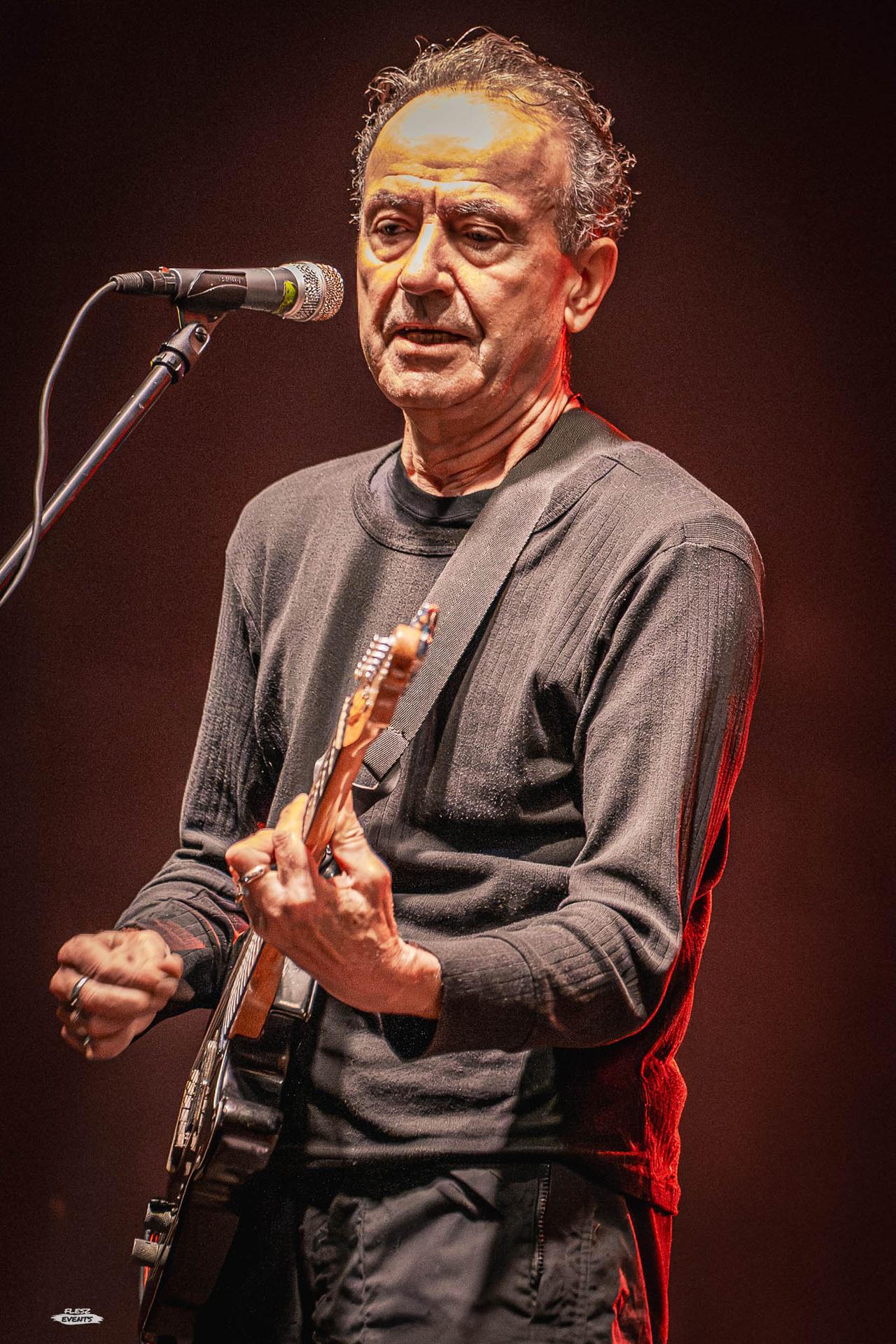 Hugh Cornwell