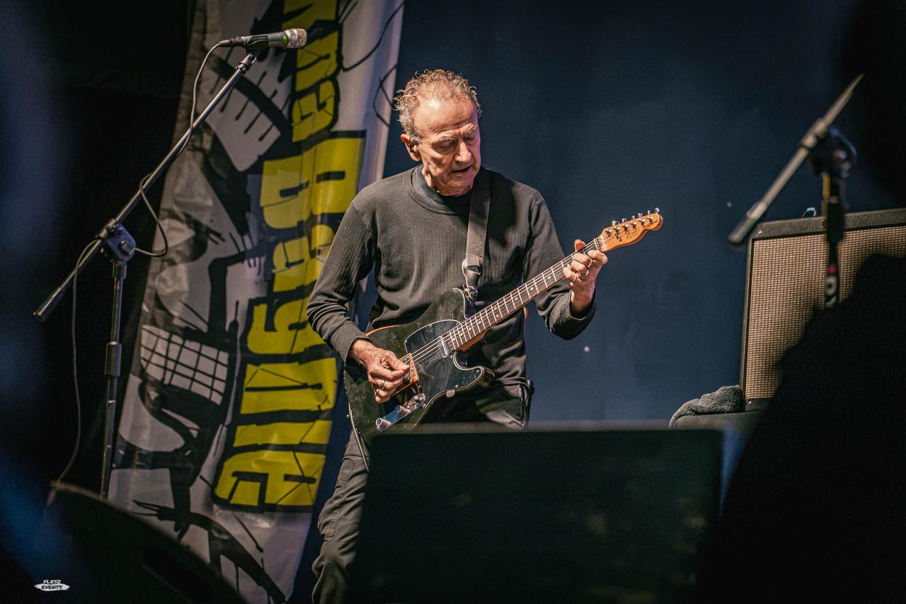 Hugh Cornwell