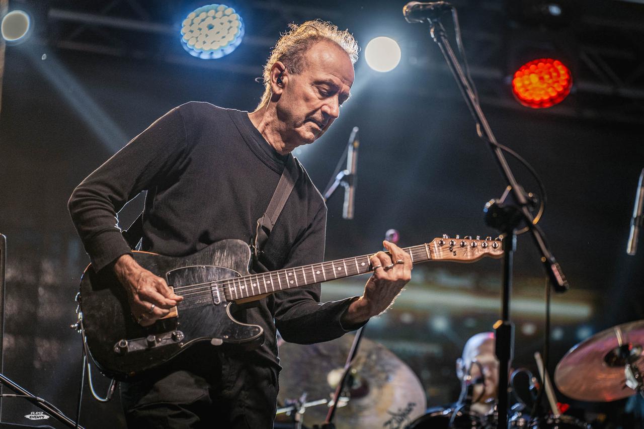Hugh Cornwell