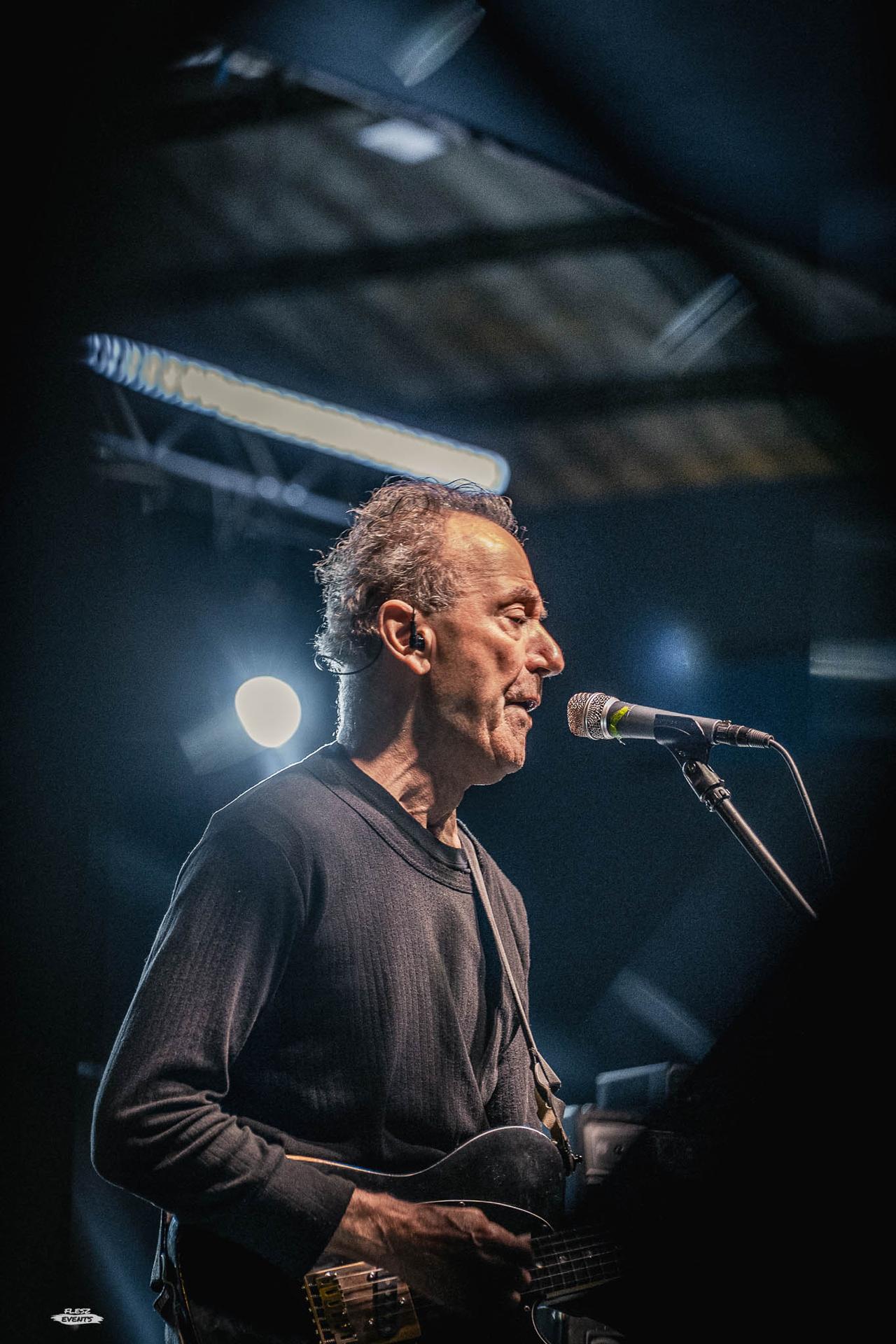 Hugh Cornwell
