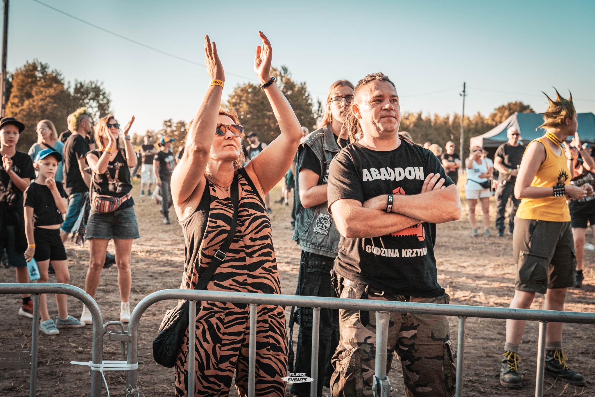 Publika na Zakręć Śmigłem Fest