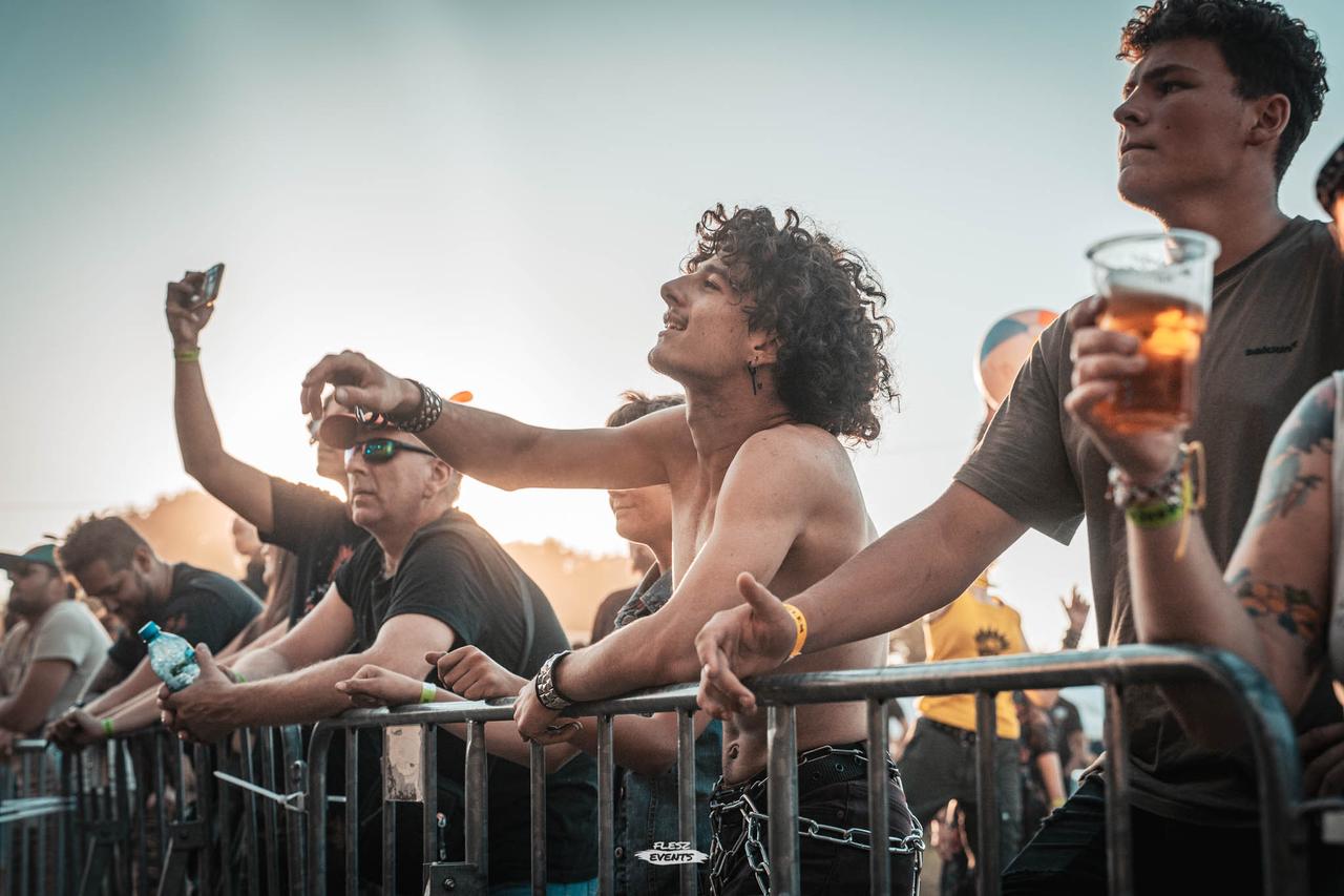 Publika na Zakręć Śmigłem Fest