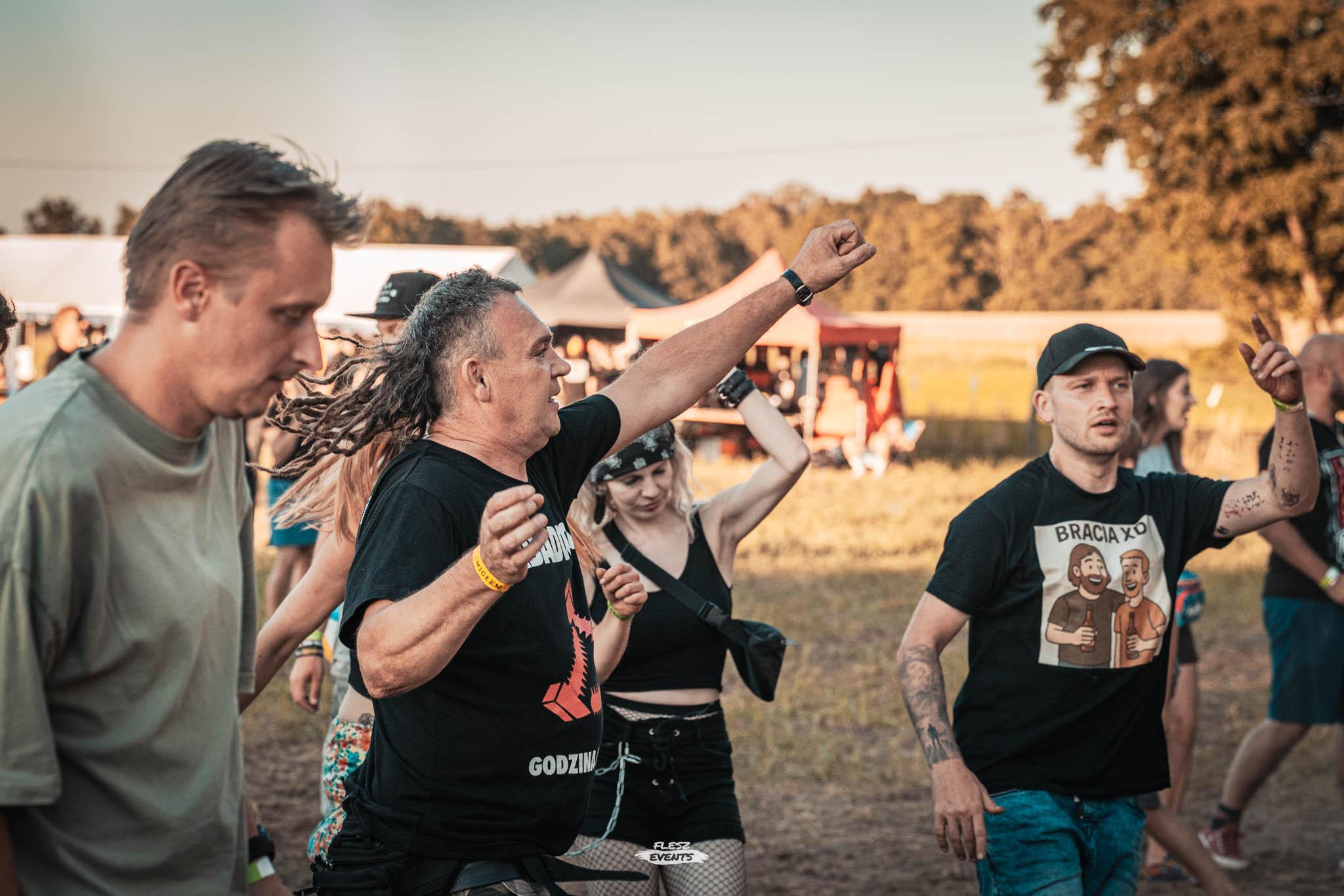 Publika na Zakręć Śmigłem Fest