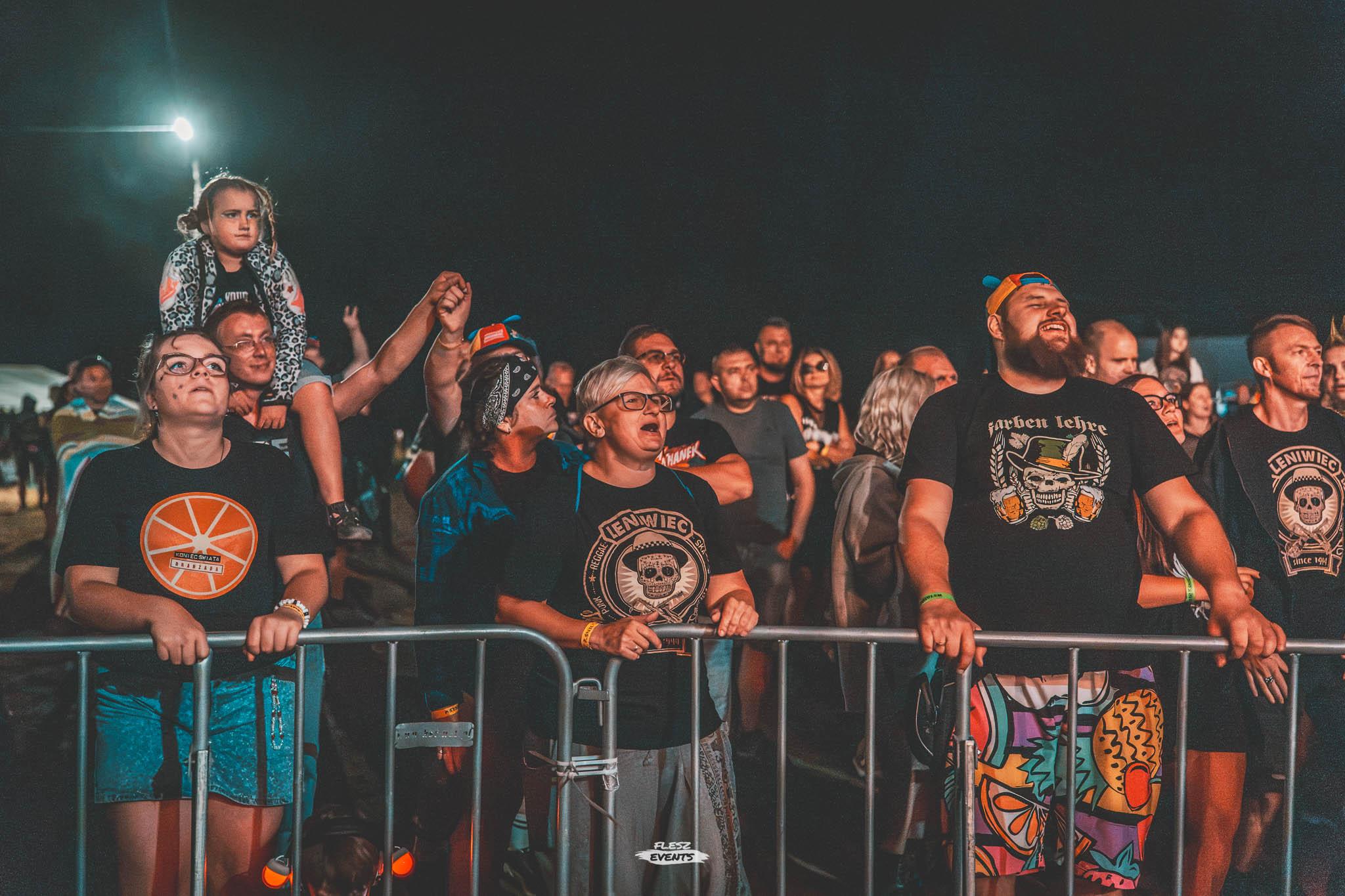 Publika na Zakręć Śmigłem Fest