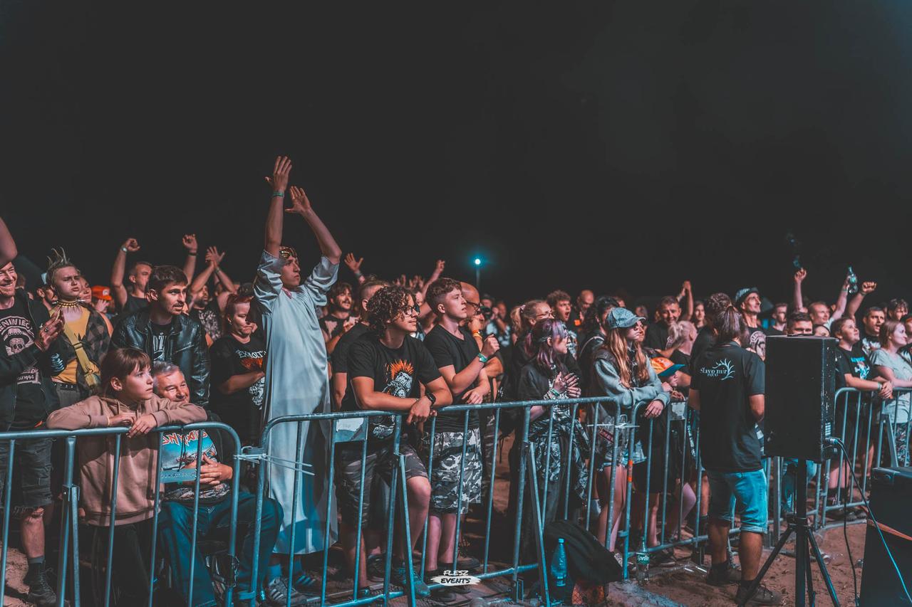Publika na Zakręć Śmigłem Fest