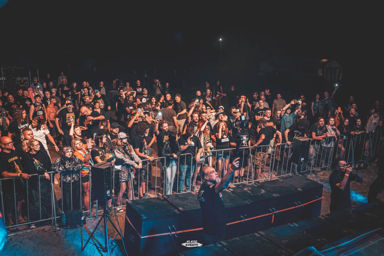 Publika na Zakręć Śmigłem Fest