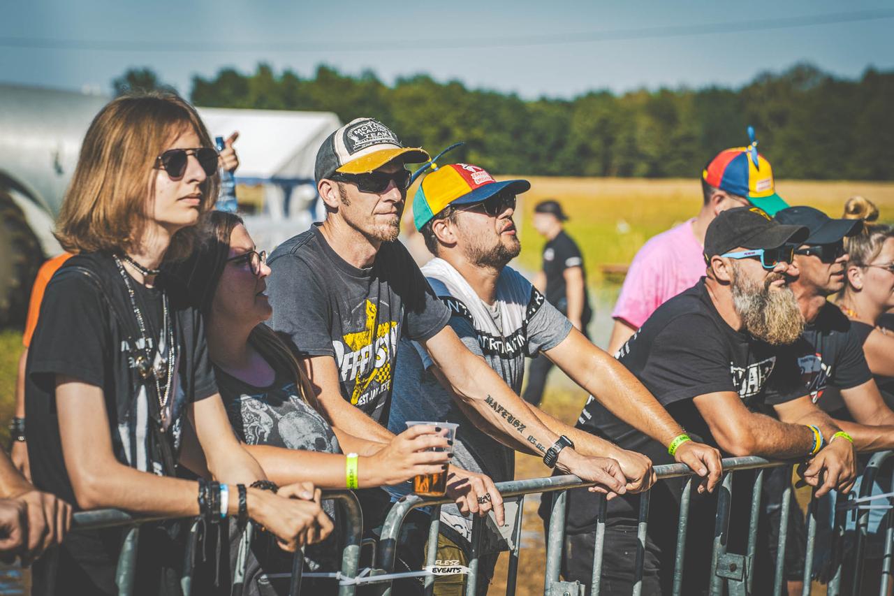 Publika na Zakręć Śmigłem Fest