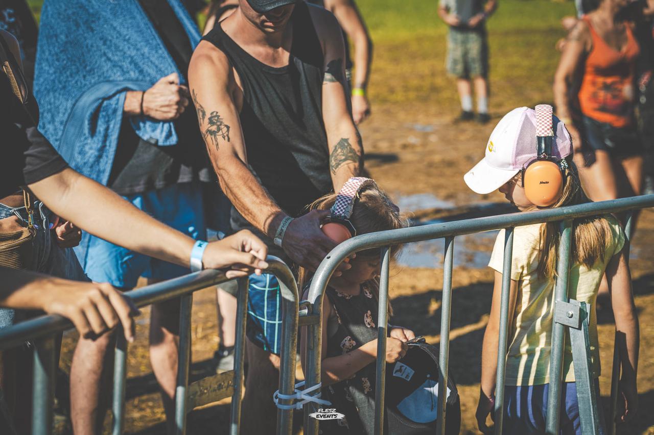 Publika na Zakręć Śmigłem Fest