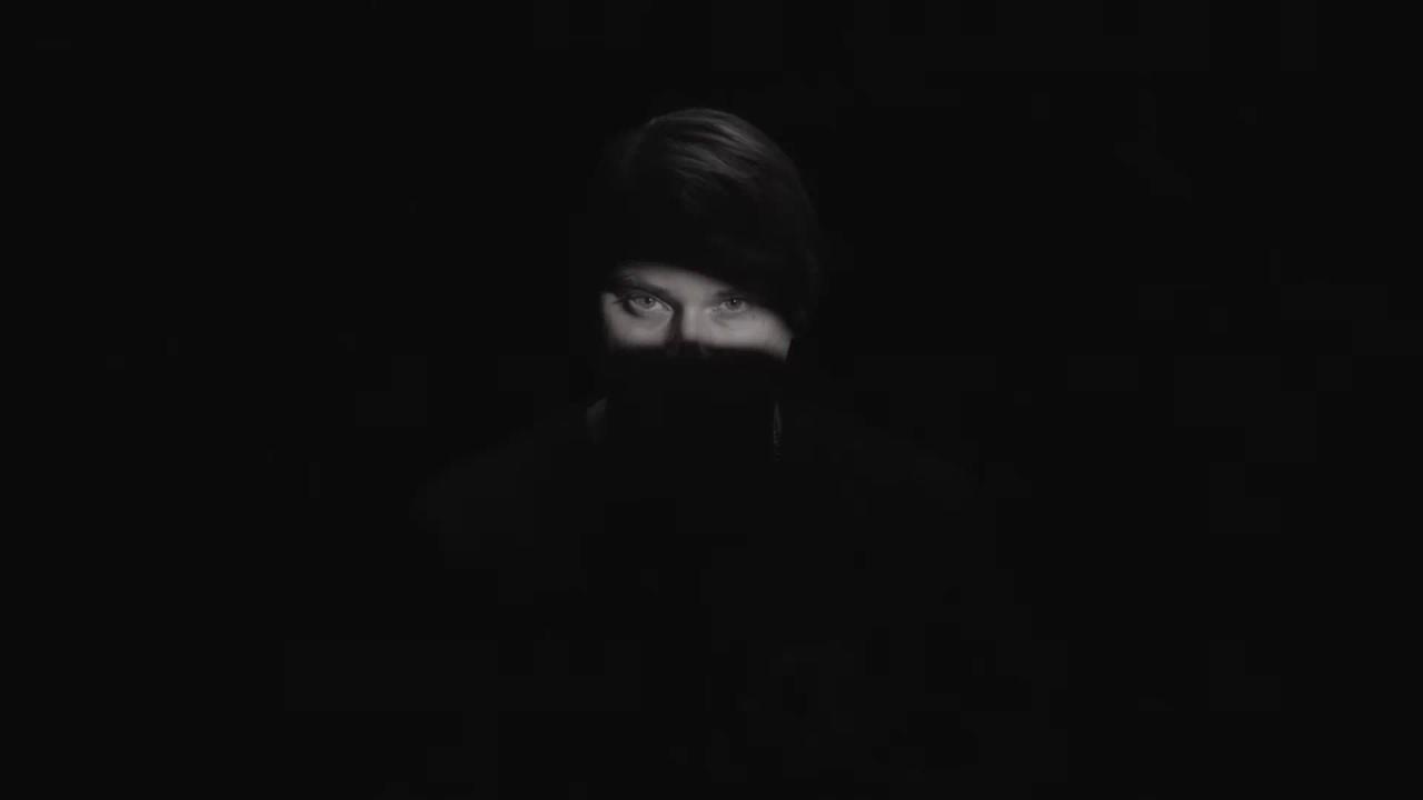 Snowblind - Szara Twarz