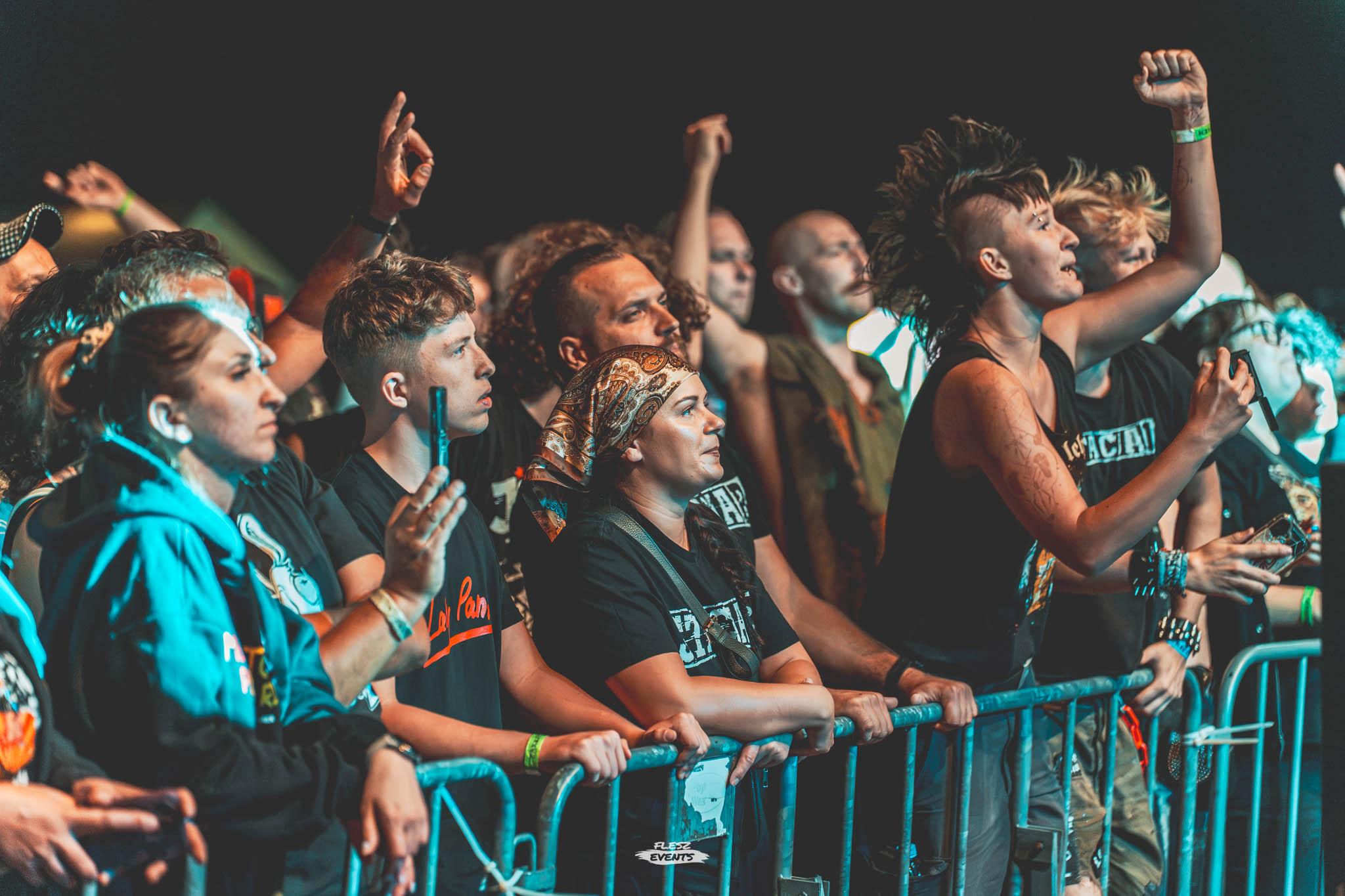 Publika na Zakręć Śmigłem Fest