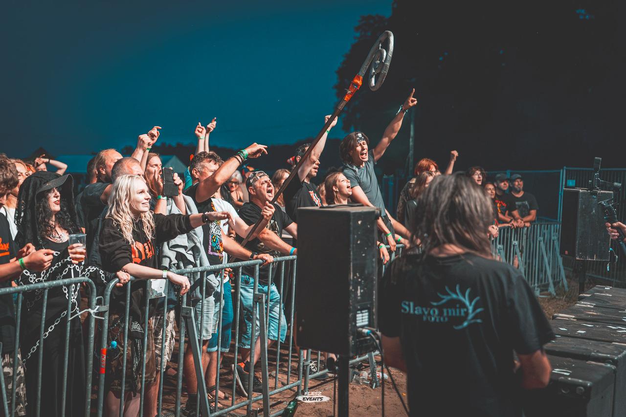 Publika na Zakręć Śmigłem Fest