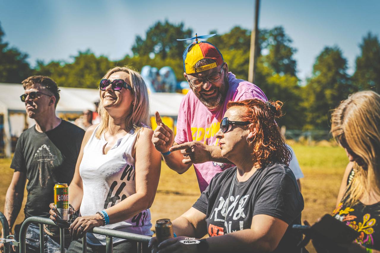 Publika na Zakręć Śmigłem Fest