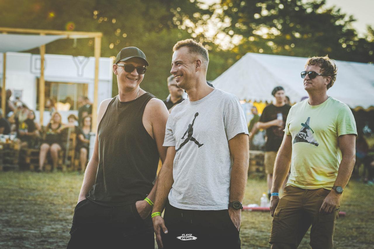 Publika na Zakręć Śmigłem Fest