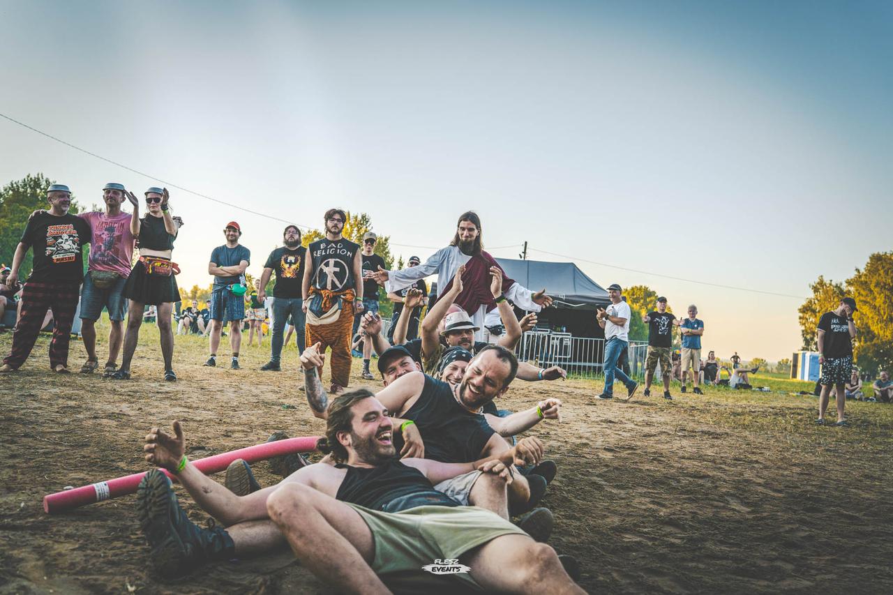 Publika na Zakręć Śmigłem Fest