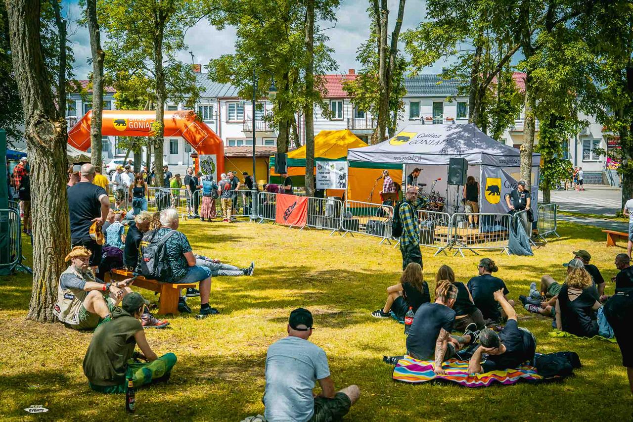 Rock na Bagnie Na Styku Kultur